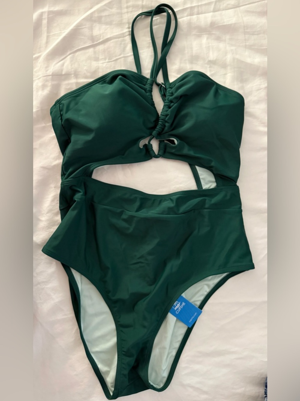 High-Waist Dark Green Women’s One-Piece Swimsuit with Front Keyhole